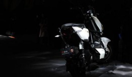 雅迪新品最新爆料图片,科技与时尚的完美融合，引领绿色出行新潮流”